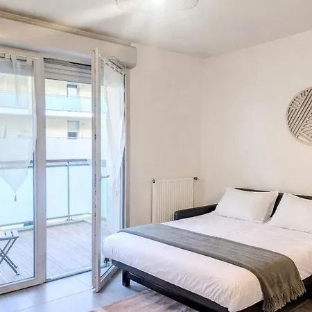 Simple With Parking And Terrace Appartement Toulouse
