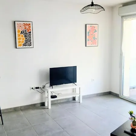 Flat Relax With Terrace-home Cinema-jacuzzi